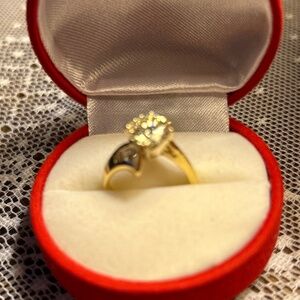 2.36 cts diamond  18 kt gold ring